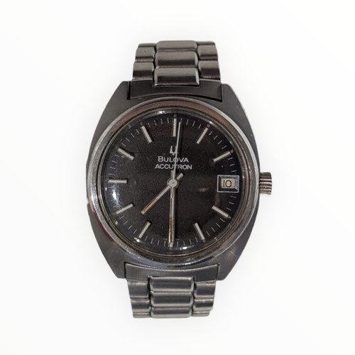 Montre Bulova accutron acier vintage