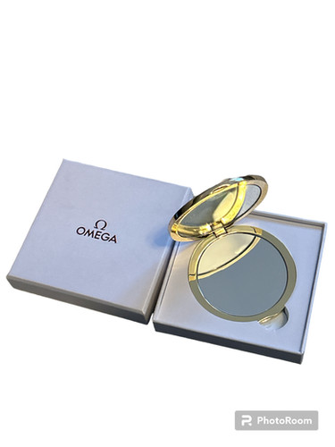 Rare Miroir Omega compacte