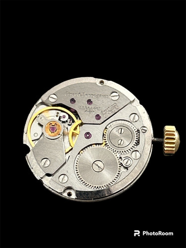 Mouvement Girard perregaux 2300-469