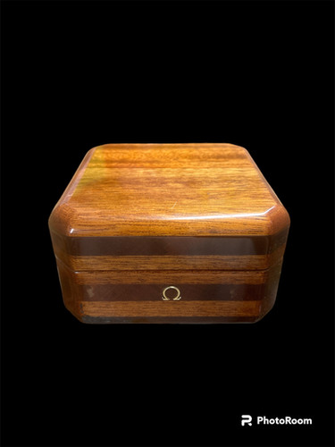 Scatola Omega legno vintage